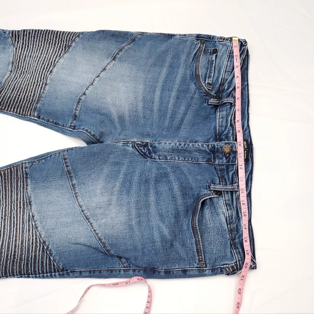 True Religion Men's Moto Blue Jeans ROCCO RELAXED SKINNY Size 40 Zip Pockets